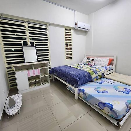 Cozy Familee Homestay Simpang Ampat  Eksteriør billede